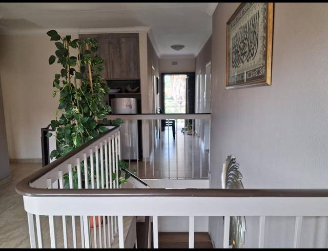 6 BEDROOM HOUSE FOR SALE IN WINCHESTER HILLS EXT 3